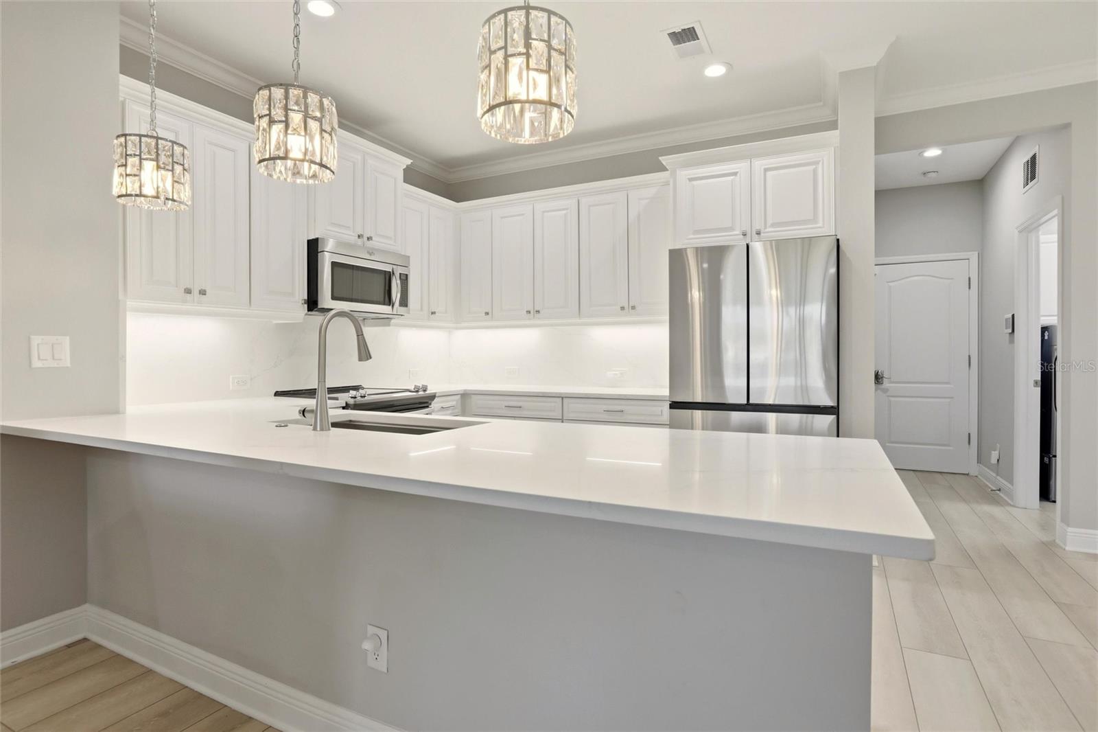 8142 MIRAMAR WAY, LAKEWOOD RANCH, FL, 34202