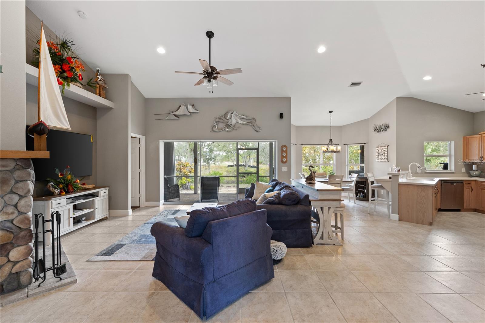 27350 SAN CARLOS DR, PUNTA GORDA, FL, 33983