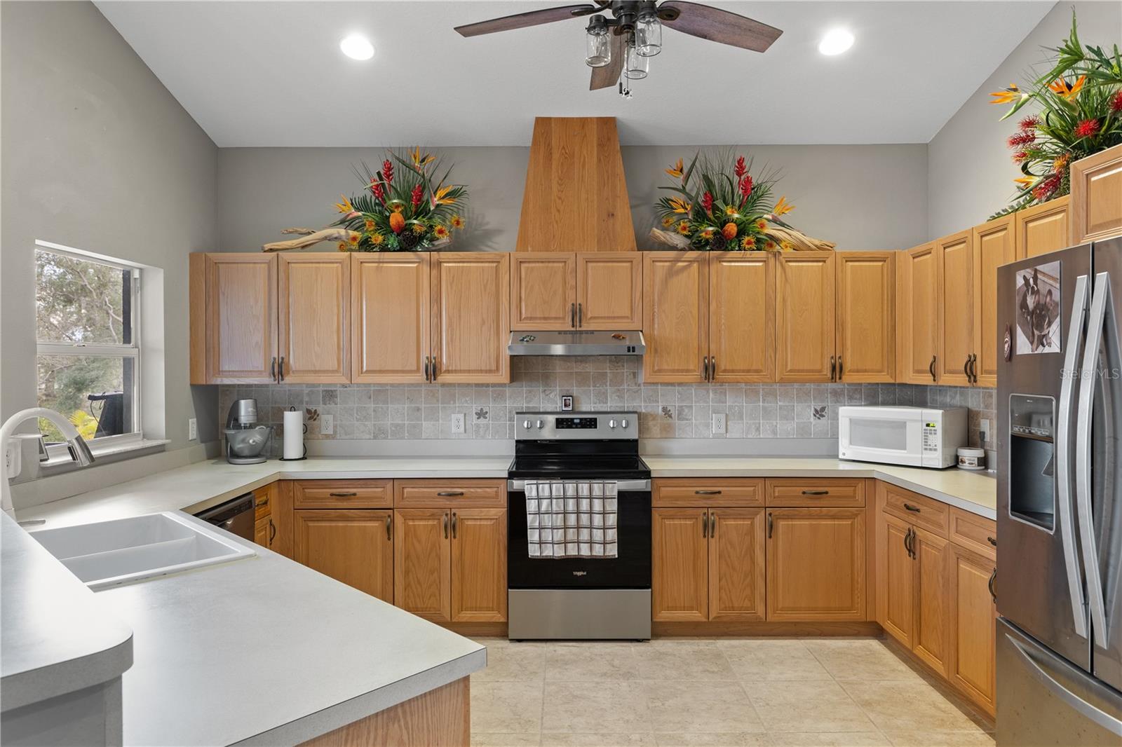 27350 SAN CARLOS DR, PUNTA GORDA, FL, 33983