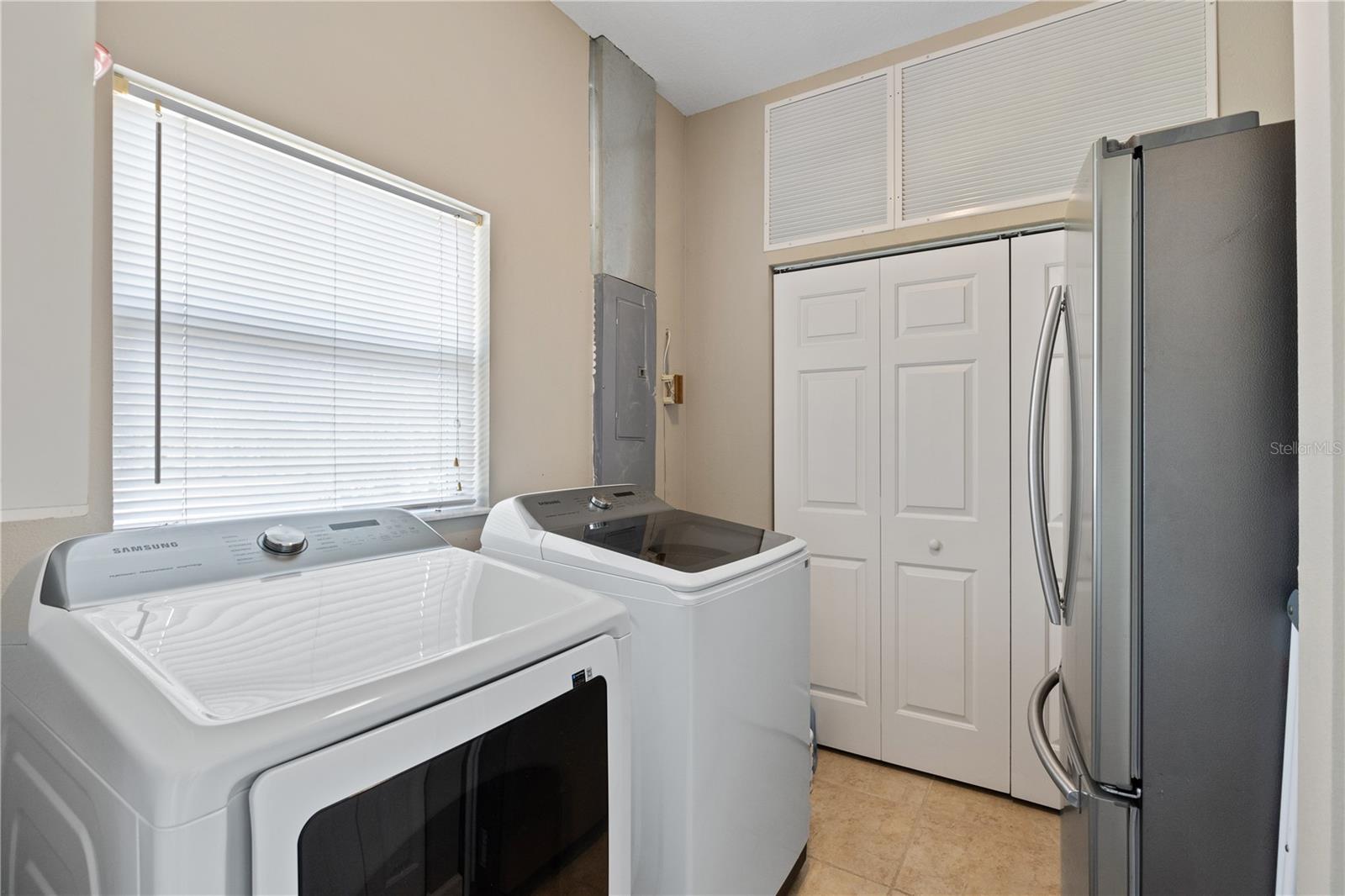 27350 SAN CARLOS DR, PUNTA GORDA, FL, 33983