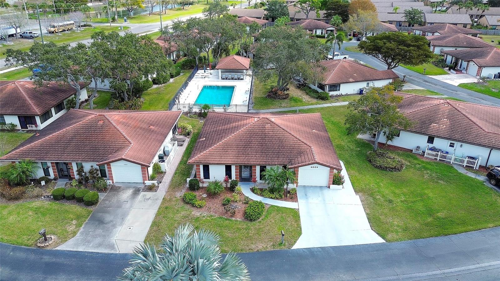 6004 VIVIENDA DR #8, BRADENTON, FL, 34207