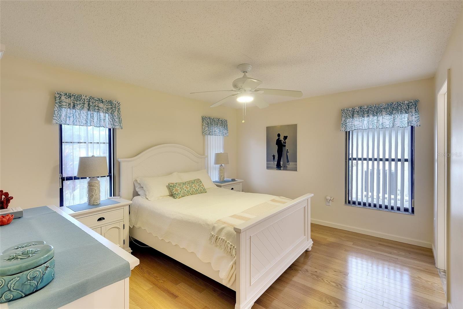 6004 VIVIENDA DR #8, BRADENTON, FL, 34207