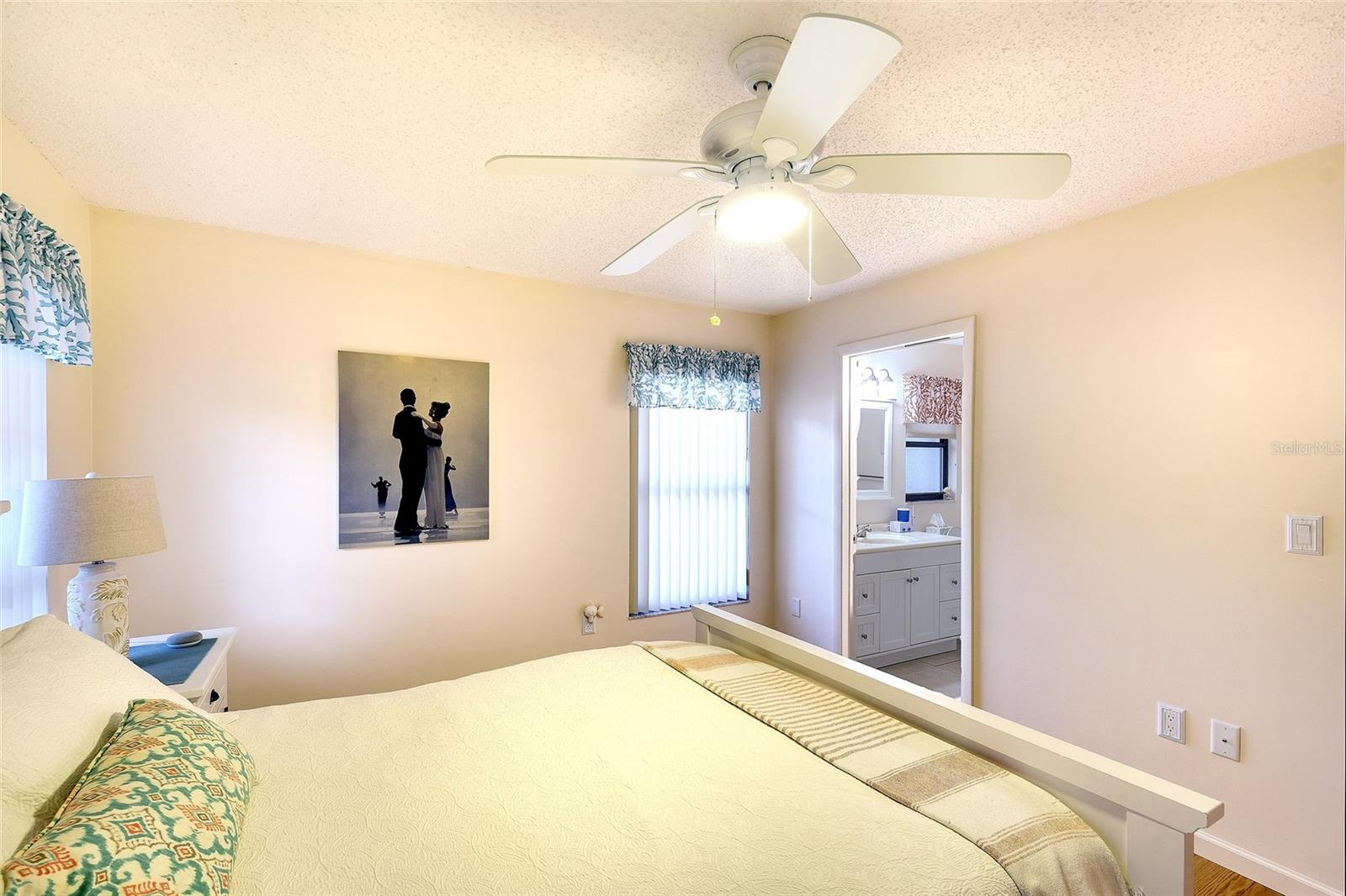 6004 VIVIENDA DR #8, BRADENTON, FL, 34207