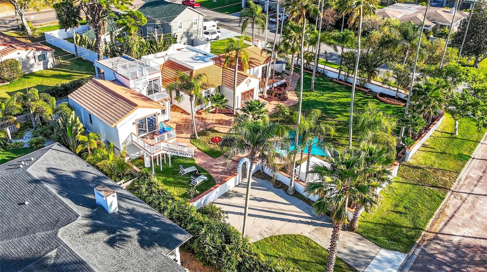 236 SAN SALVADOR DR, DUNEDIN, FL, 34698