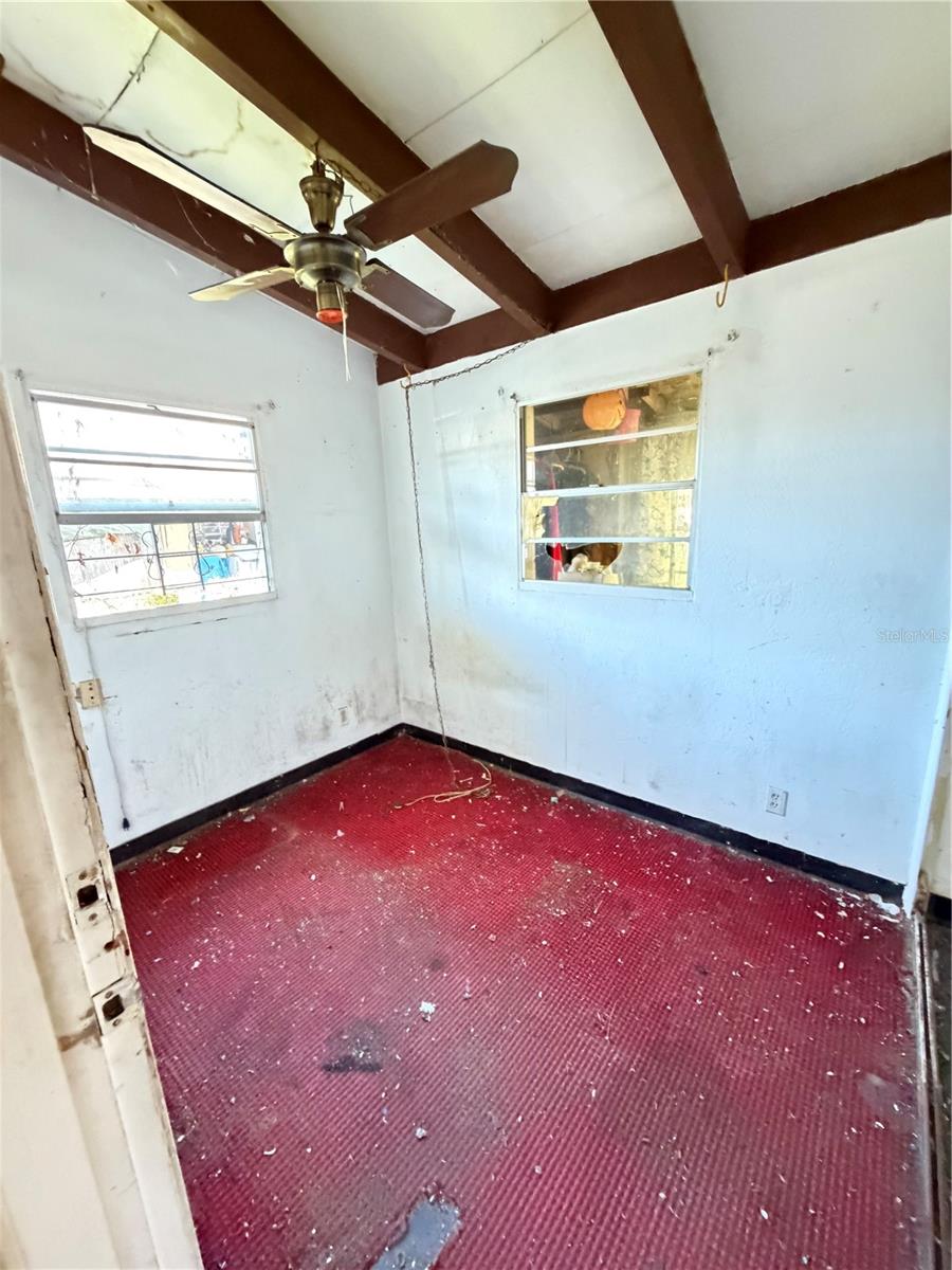 3907 SPENCE AVE, TAMPA, FL, 33614