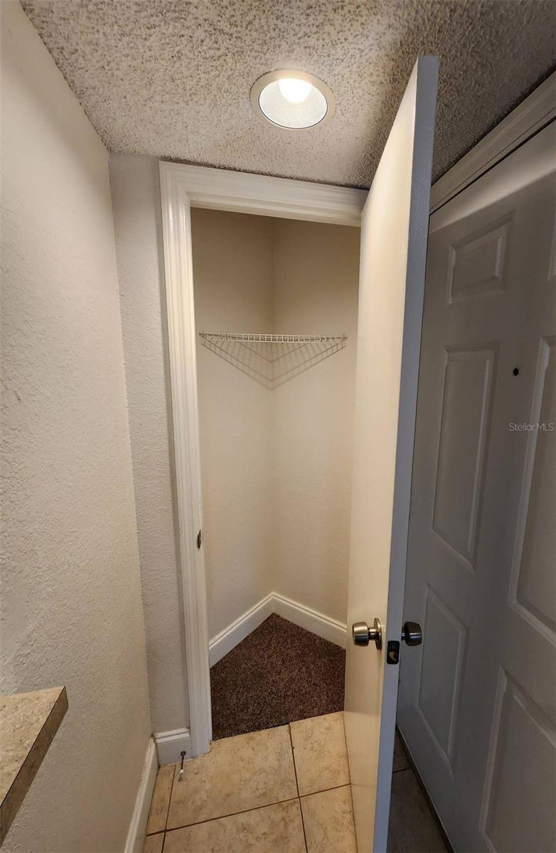 5737 GATLIN AVE #423, ORLANDO, FL, 32822