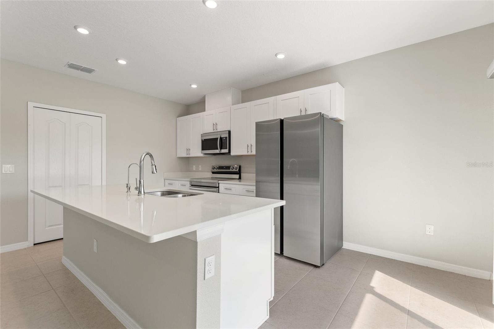 4201 CALLIANDRA DR, INDIAN LAKE ESTATES, FL, 33855