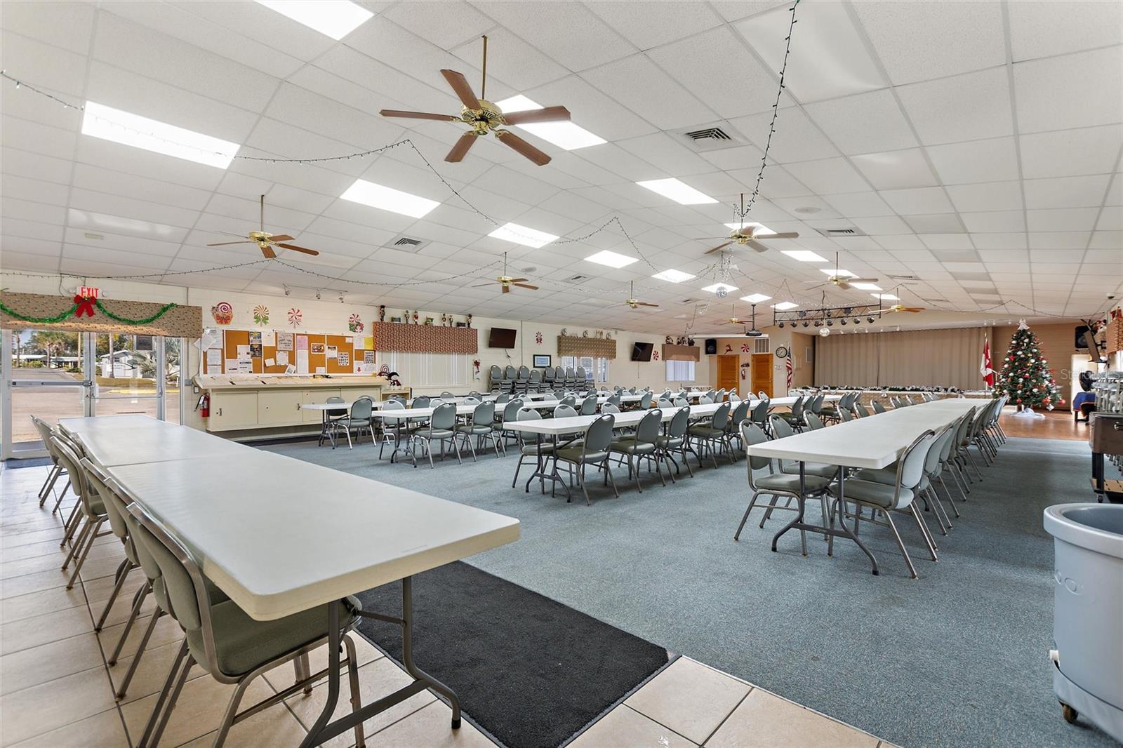 135 CITRUS RIDGE DR, DAVENPORT, FL, 33837