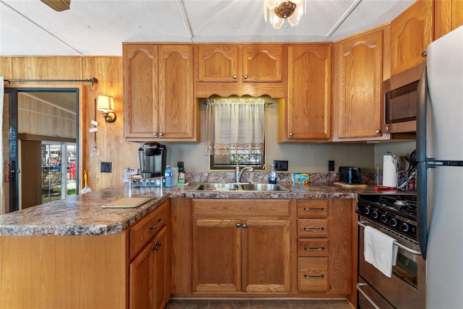 135 CITRUS RIDGE DR, DAVENPORT, FL, 33837