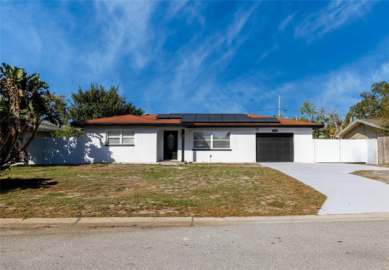 1832 GREENHILL DR, CLEARWATER, FL, 33755