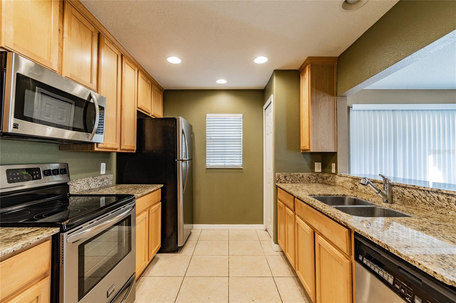 6246 MAISIE RD, ZEPHYRHILLS, FL, 33542
