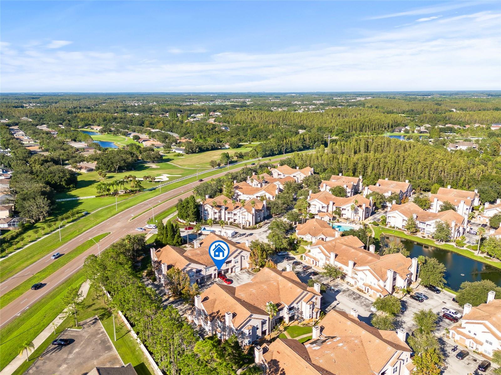 18006 VILLA CREEK DR, TAMPA, FL, 33647