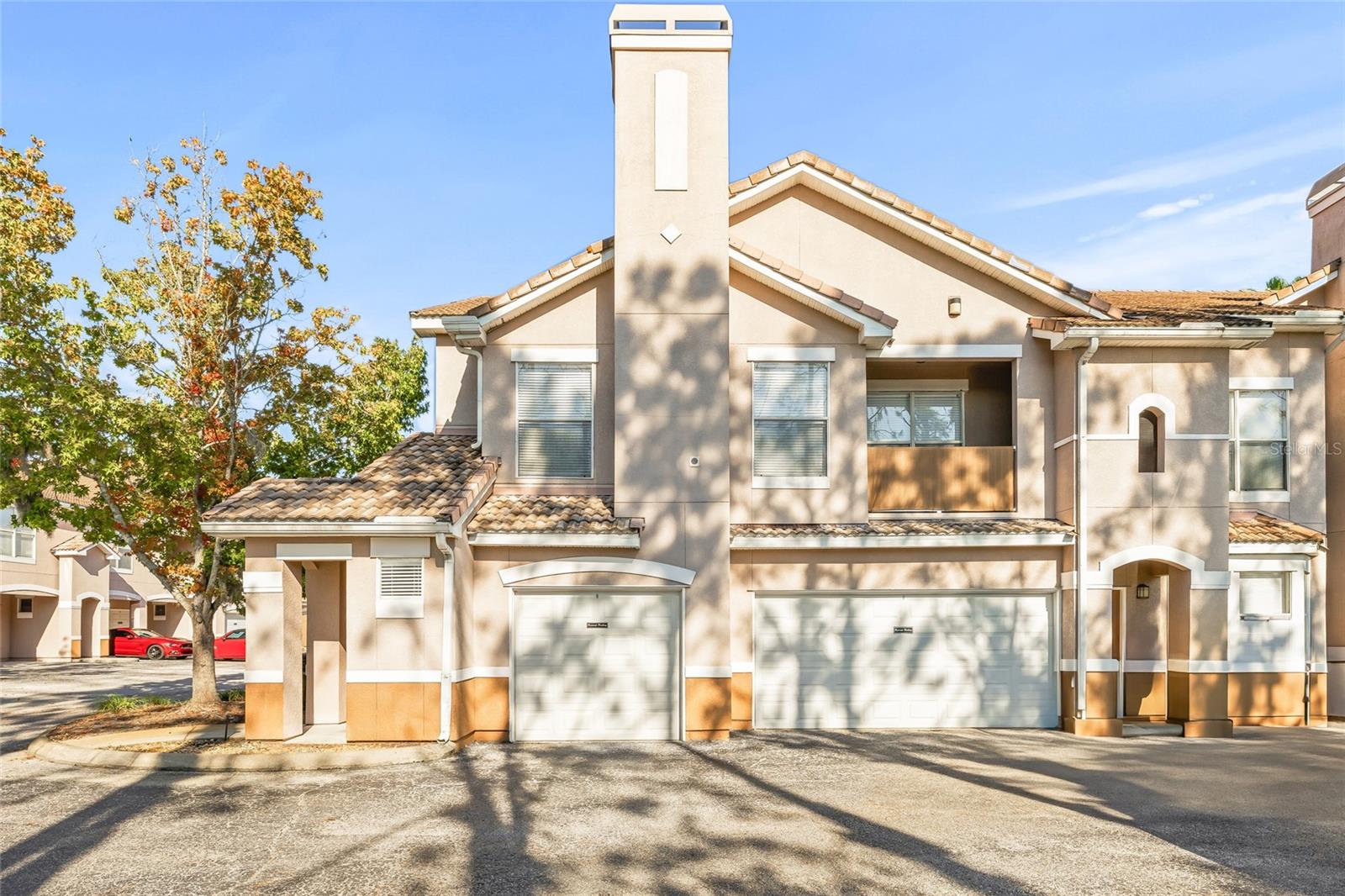 18006 VILLA CREEK DR, TAMPA, FL, 33647