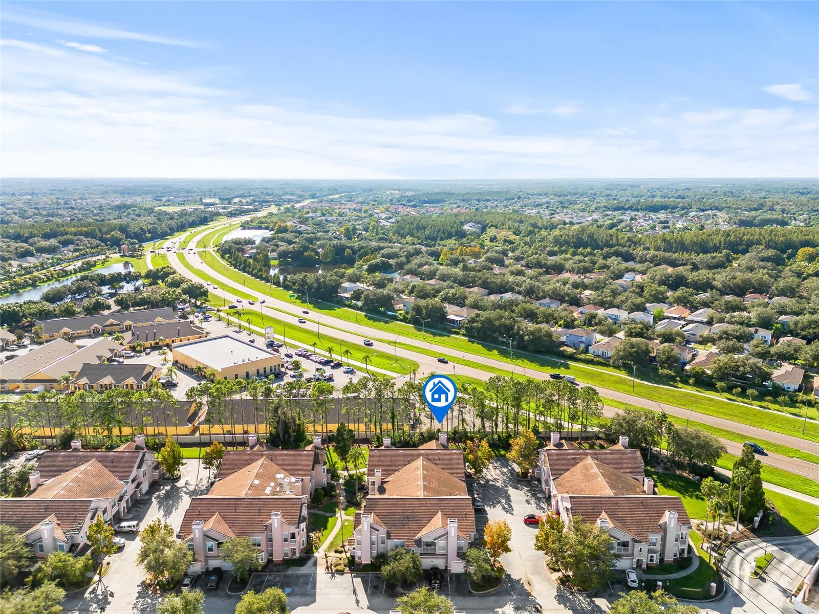 18006 VILLA CREEK DR, TAMPA, FL, 33647