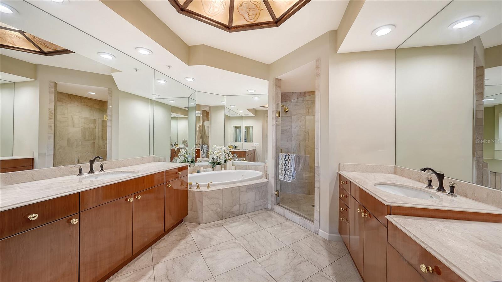 35 WATERGATE DR #1506, SARASOTA, FL, 34236