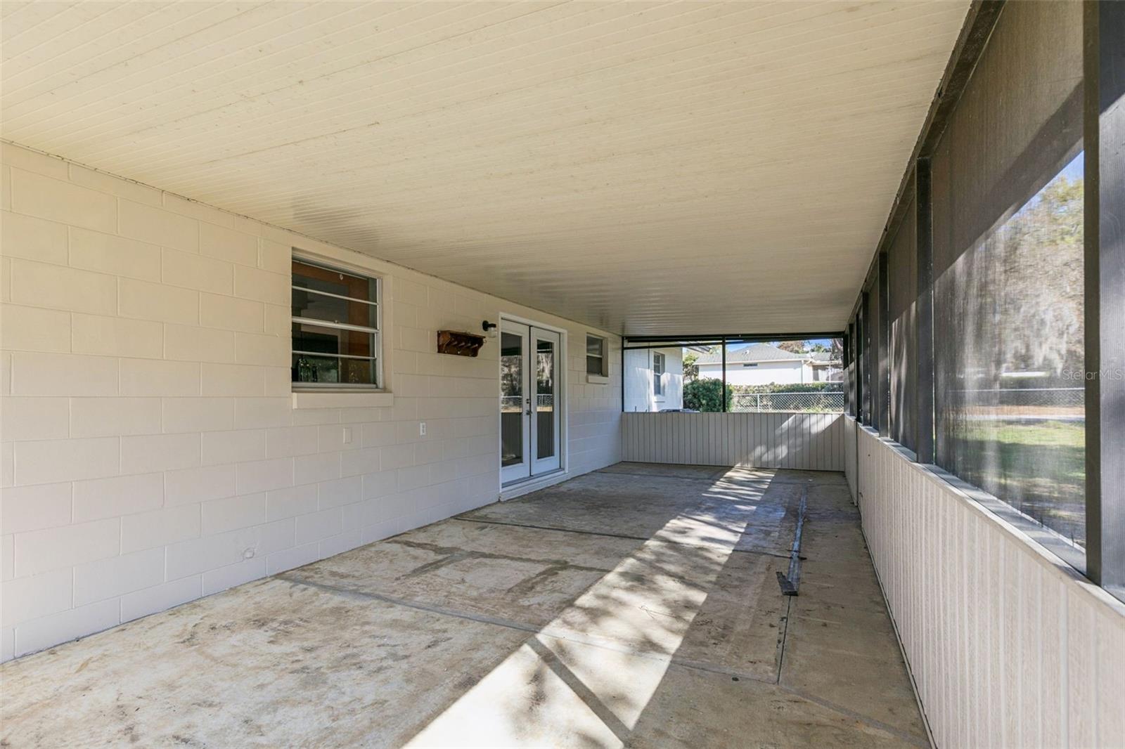 111 AMIGOS RD, DEBARY, FL, 32713