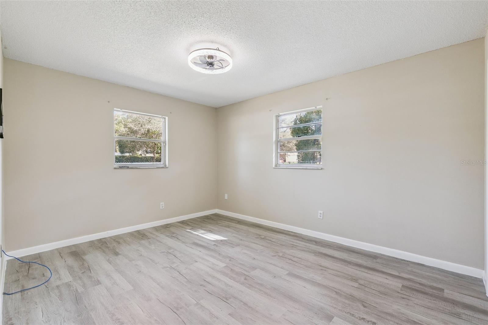 111 AMIGOS RD, DEBARY, FL, 32713