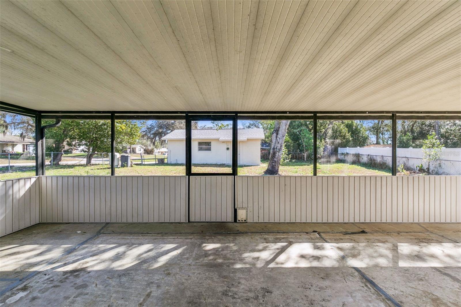 111 AMIGOS RD, DEBARY, FL, 32713