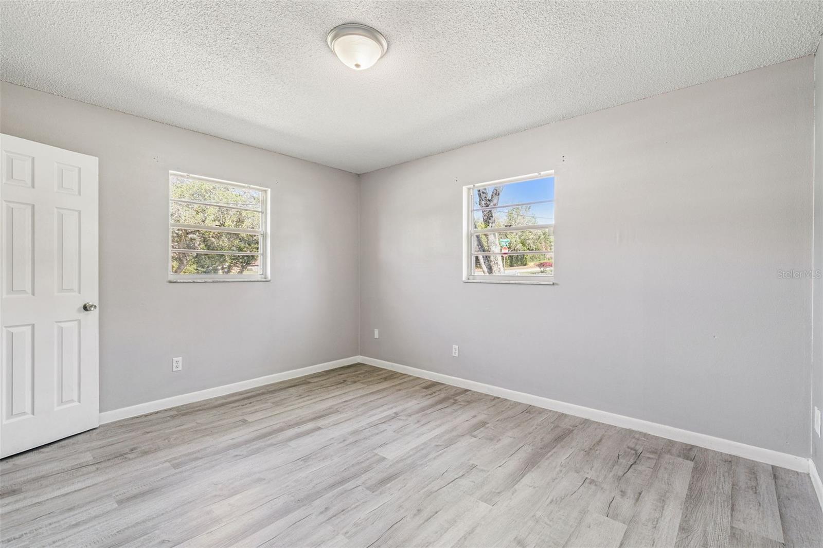 111 AMIGOS RD, DEBARY, FL, 32713
