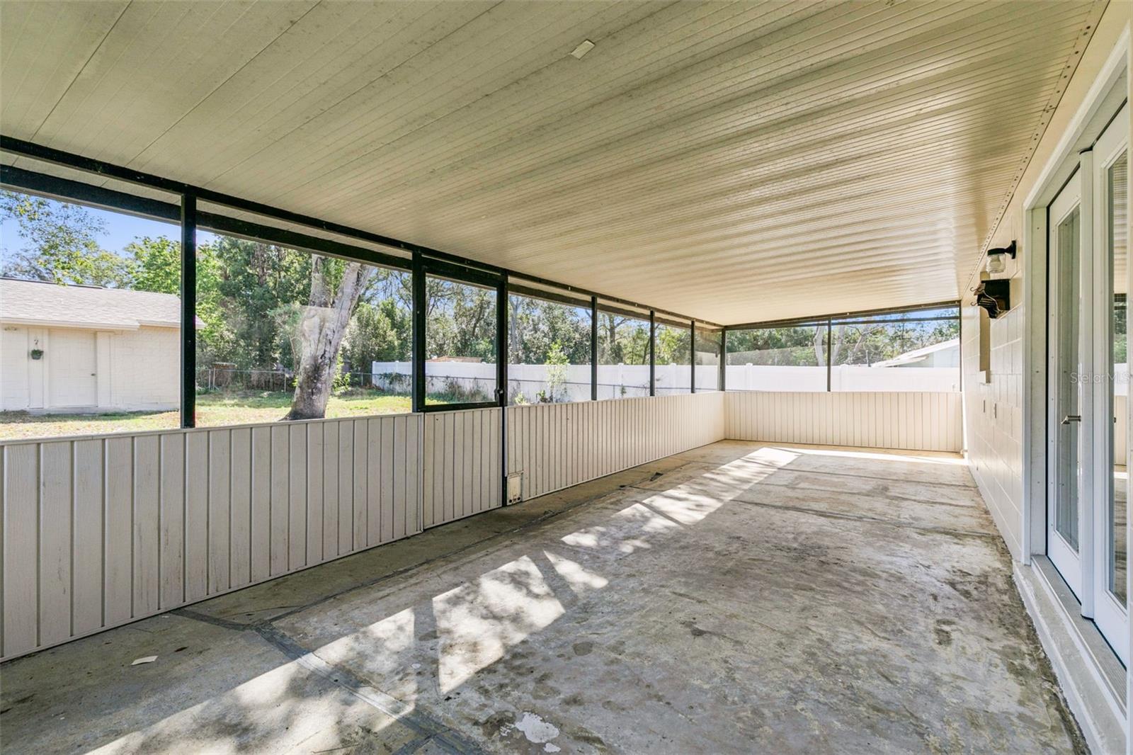 111 AMIGOS RD, DEBARY, FL, 32713
