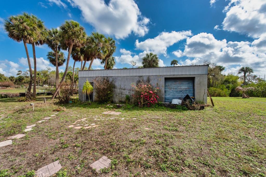 8848 W MILLPOINT RD, RIVERVIEW, FL, 33578