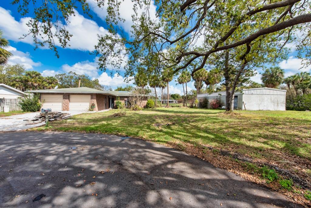 8848 W MILLPOINT RD, RIVERVIEW, FL, 33578