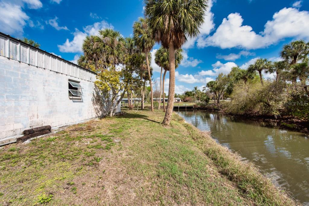 8848 W MILLPOINT RD, RIVERVIEW, FL, 33578