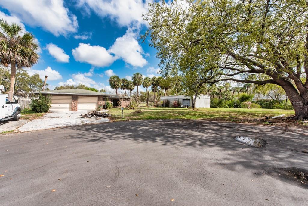 8848 W MILLPOINT RD, RIVERVIEW, FL, 33578