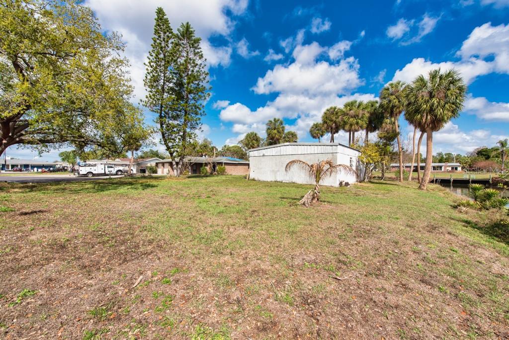 8848 W MILLPOINT RD, RIVERVIEW, FL, 33578