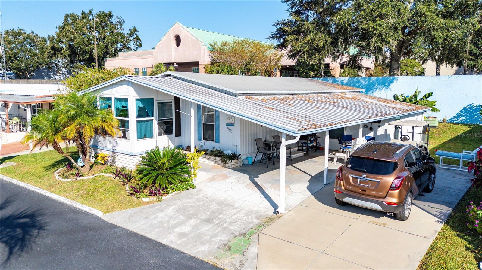 37827 MISSION HILLS AVE, ZEPHYRHILLS, FL, 33541