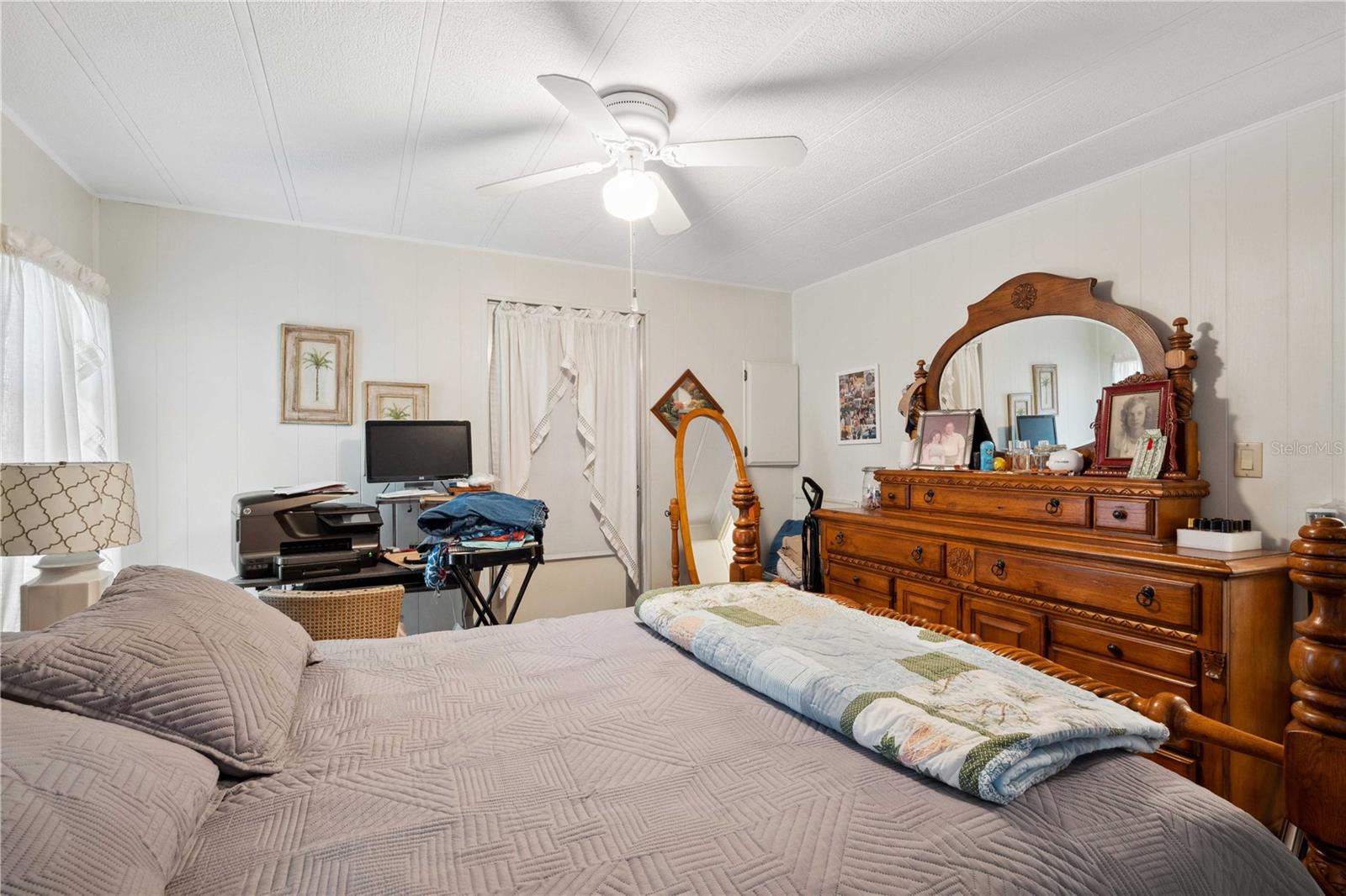 37827 MISSION HILLS AVE, ZEPHYRHILLS, FL, 33541