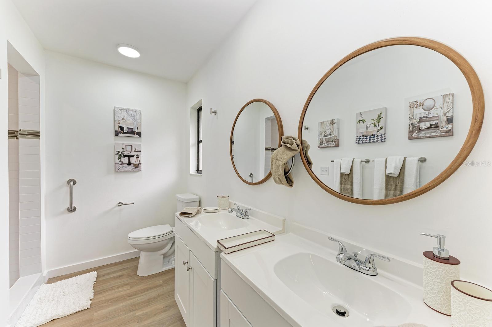 3316 VIVIENDA BLVD, BRADENTON, FL, 34207