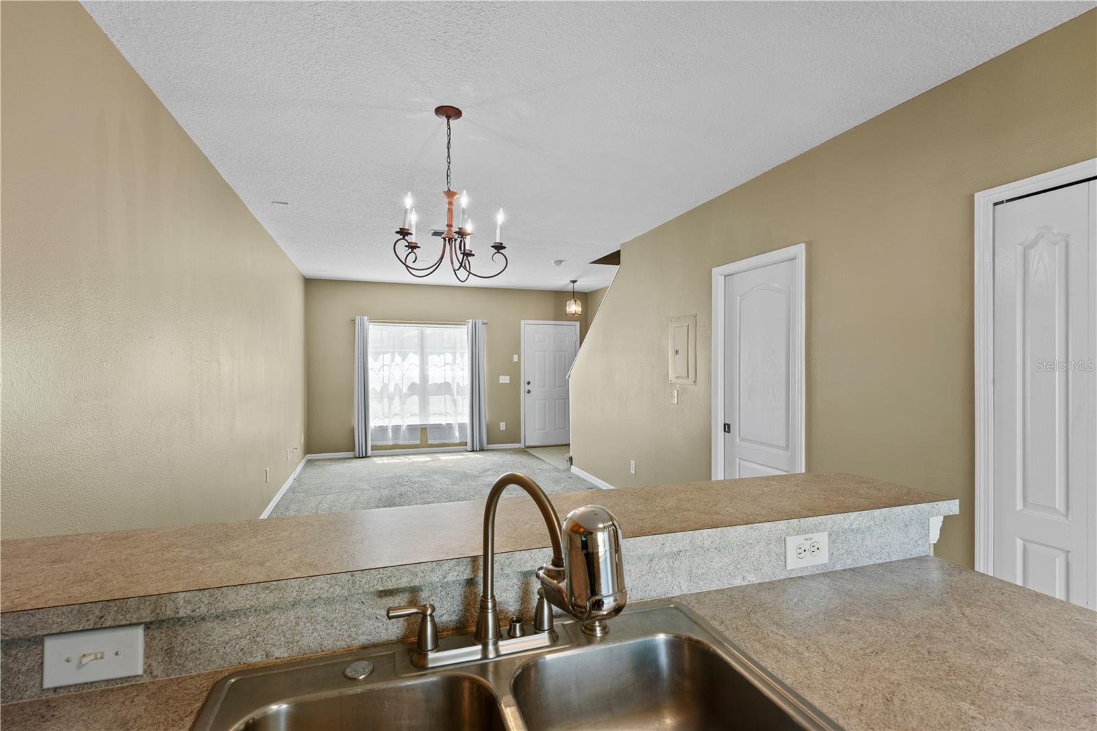 122 WILTON CIR, SANFORD, FL, 32773