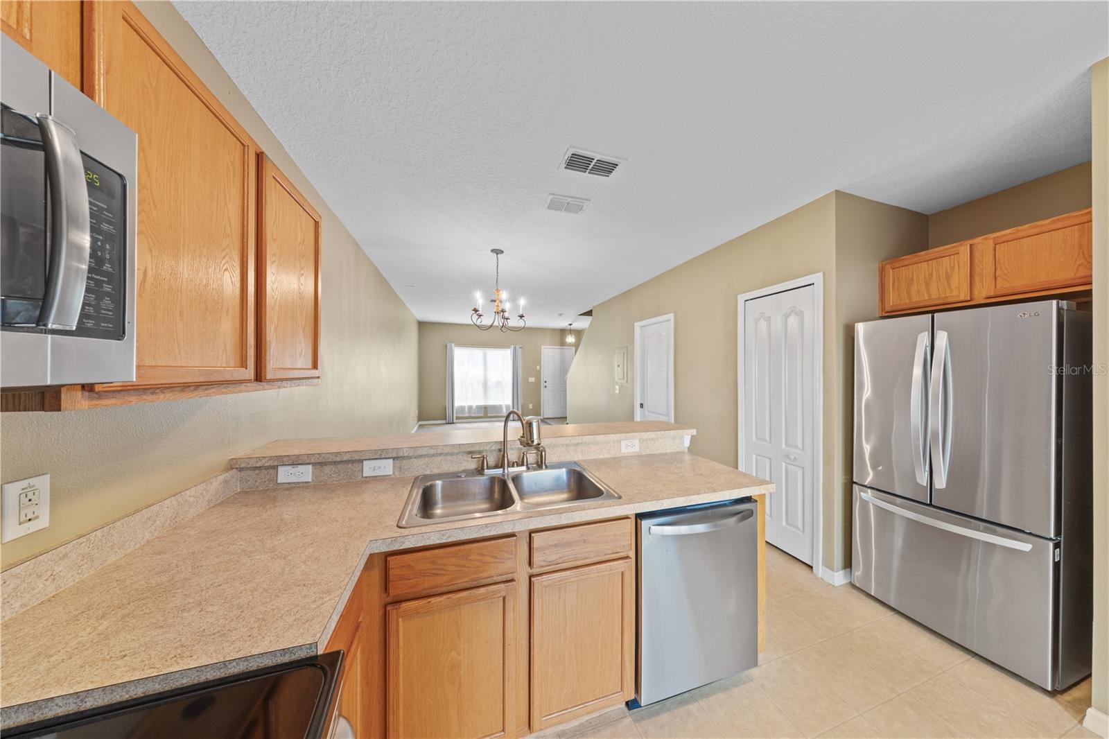 122 WILTON CIR, SANFORD, FL, 32773