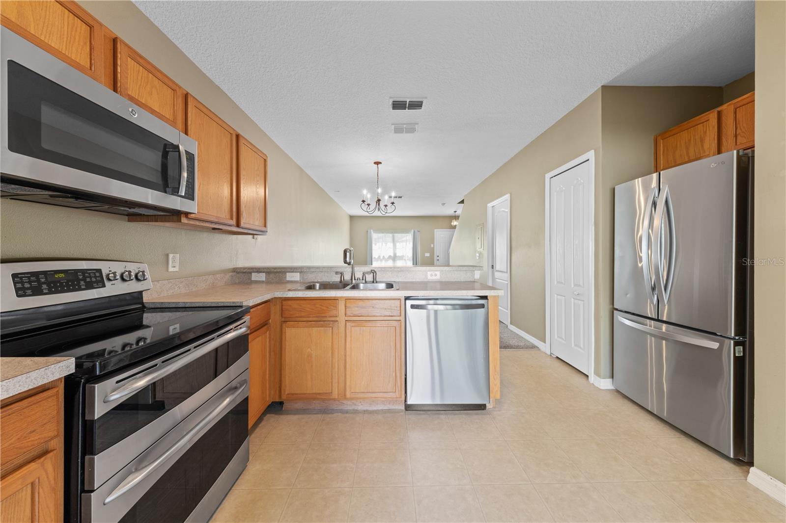 122 WILTON CIR, SANFORD, FL, 32773