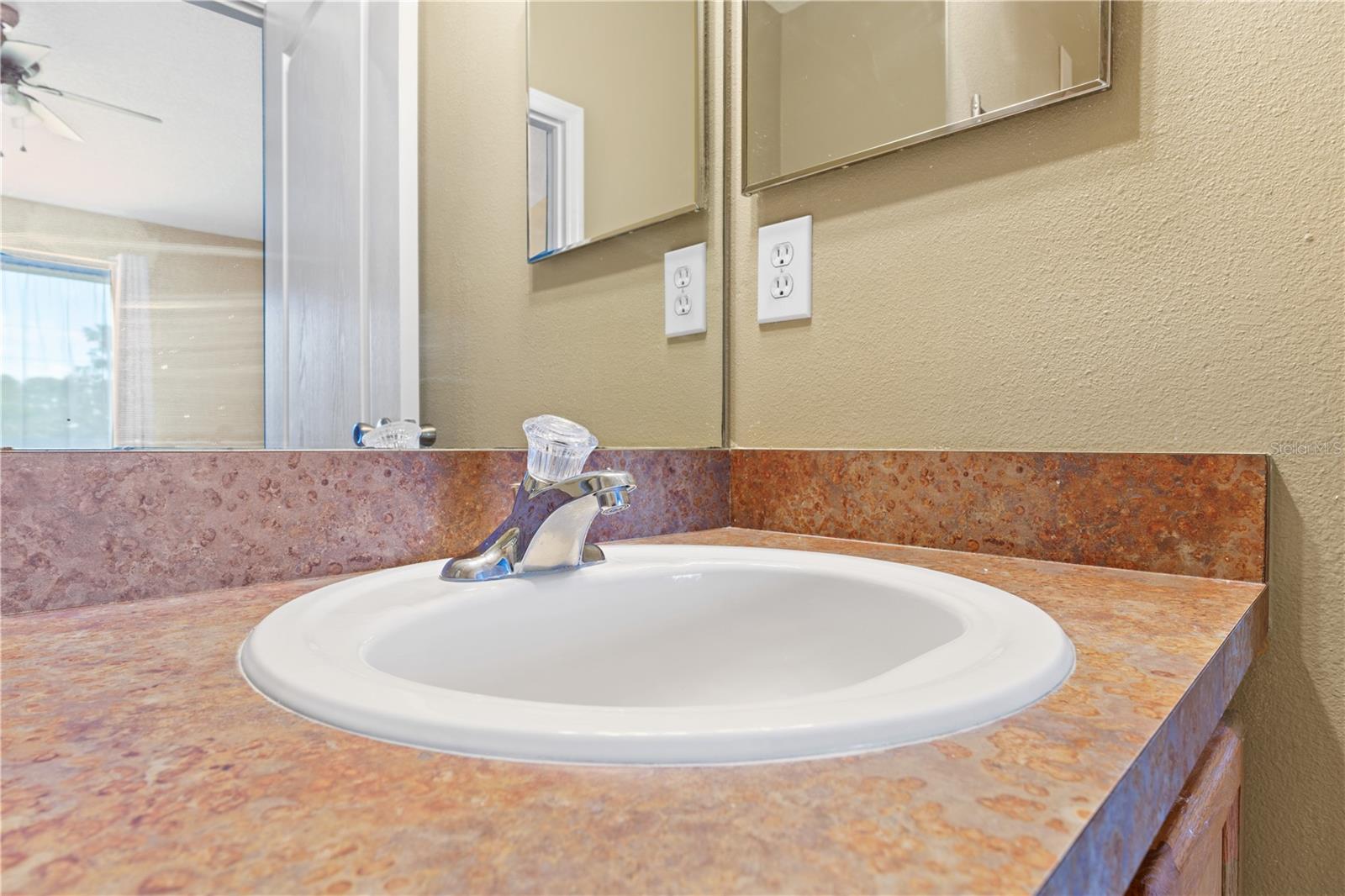 122 WILTON CIR, SANFORD, FL, 32773