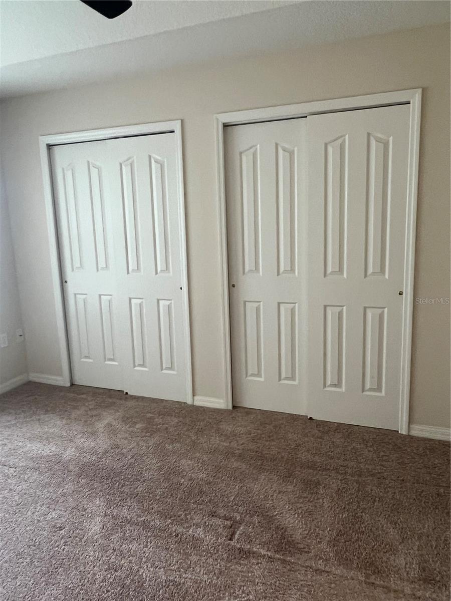 8112 SILENT CREEK DR, TAMPA, FL, 33615
