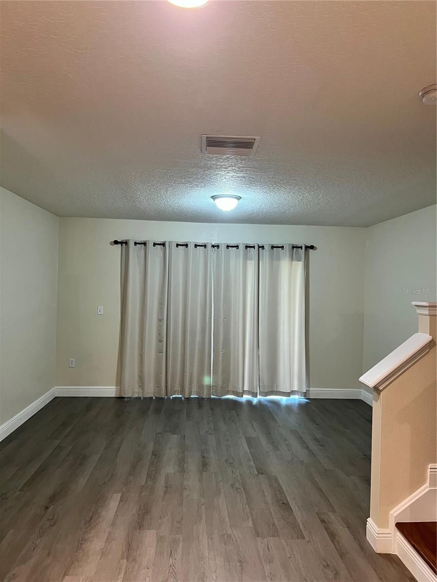 8112 SILENT CREEK DR, TAMPA, FL, 33615