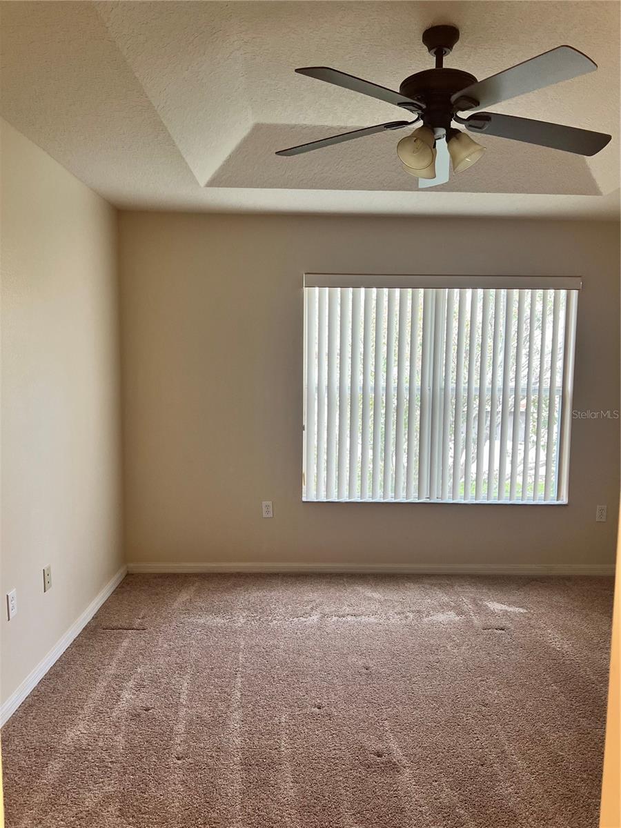 8112 SILENT CREEK DR, TAMPA, FL, 33615