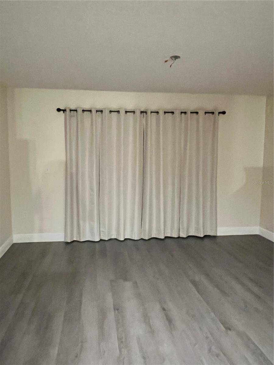 8112 SILENT CREEK DR, TAMPA, FL, 33615