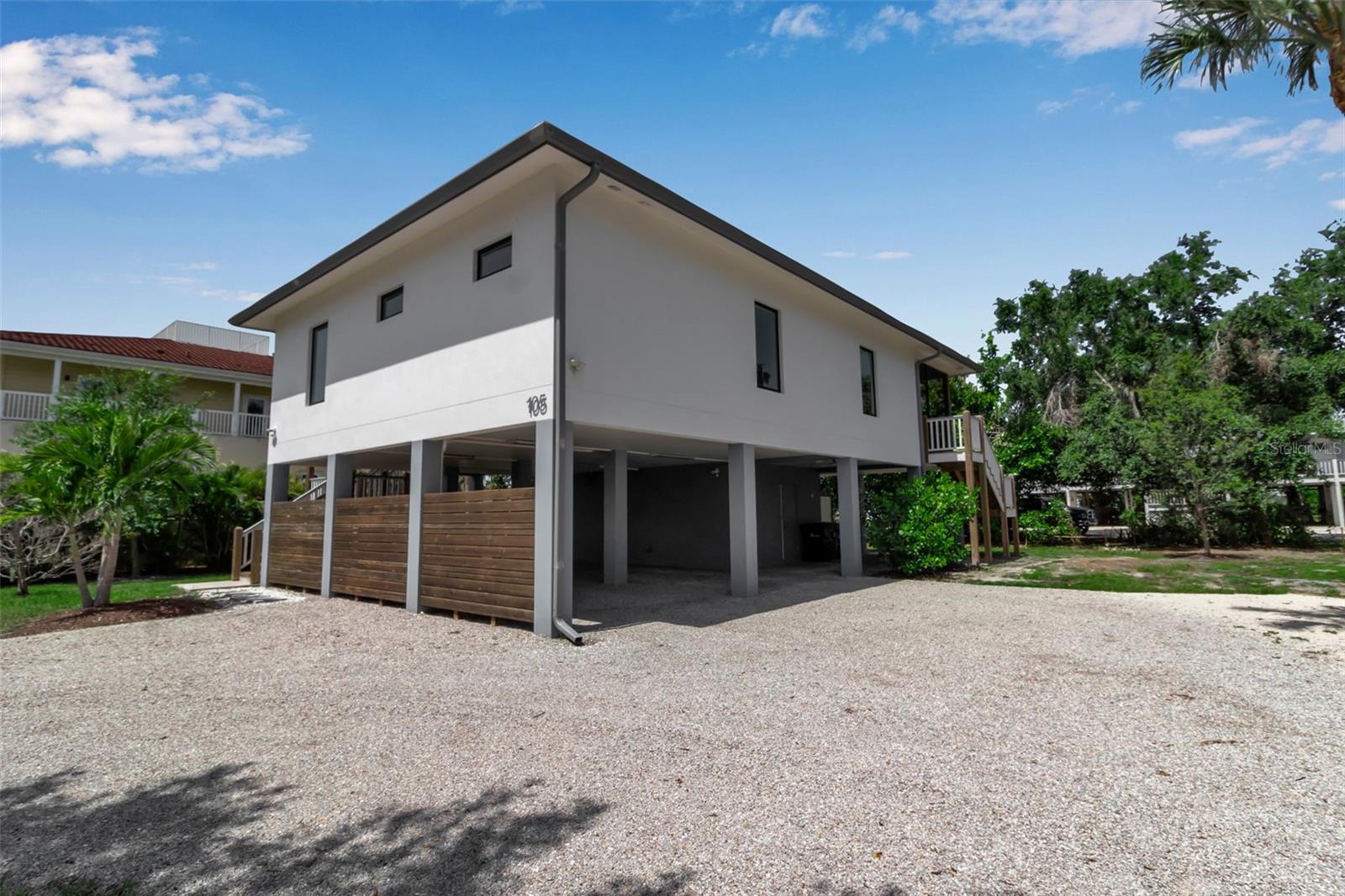105 SHORE RD, NOKOMIS, FL, 34275