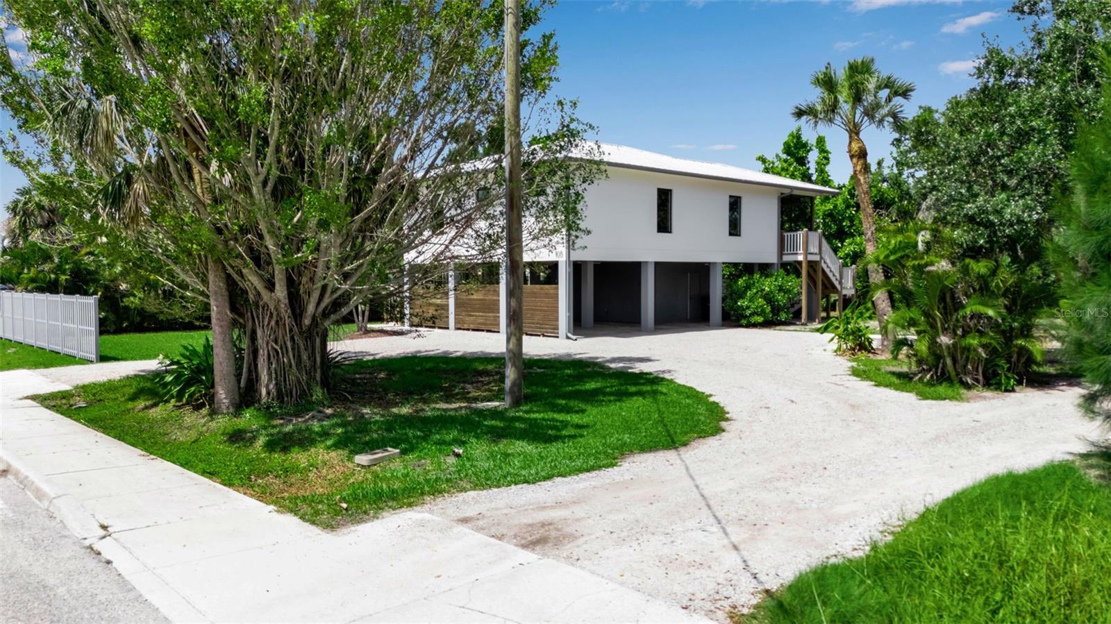 105 SHORE RD, NOKOMIS, FL, 34275