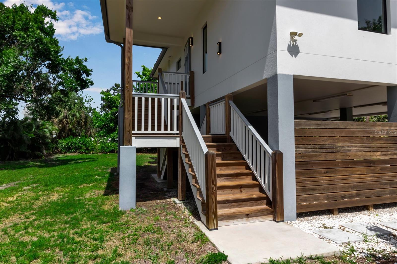 105 SHORE RD, NOKOMIS, FL, 34275