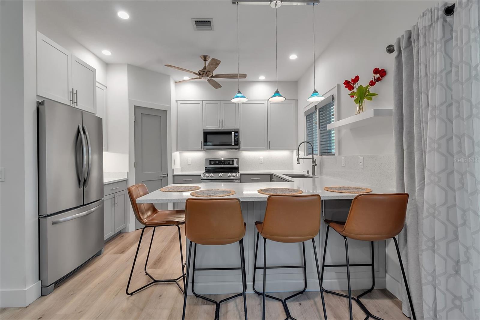 105 SHORE RD, NOKOMIS, FL, 34275