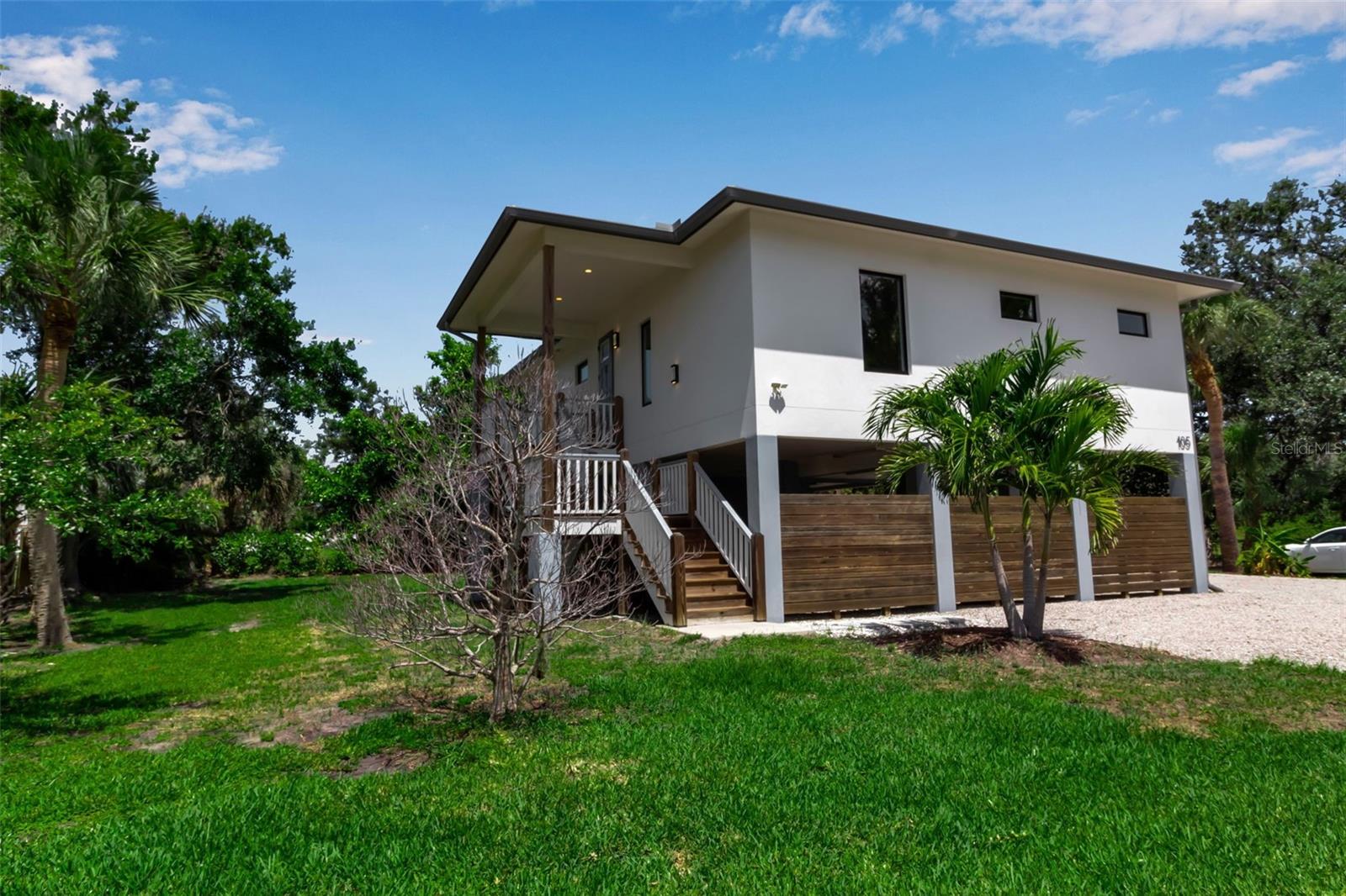 105 SHORE RD, NOKOMIS, FL, 34275