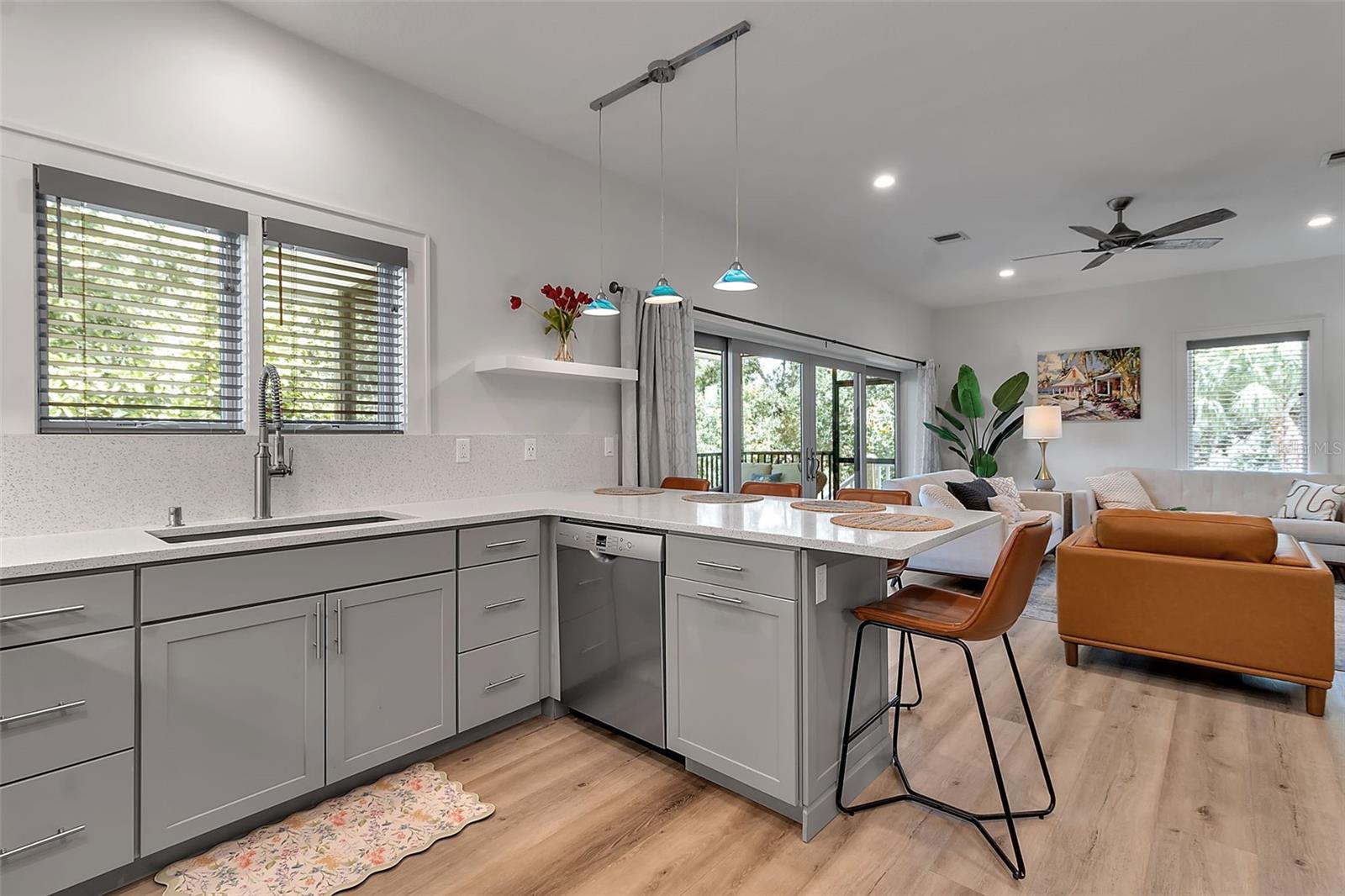 105 SHORE RD, NOKOMIS, FL, 34275