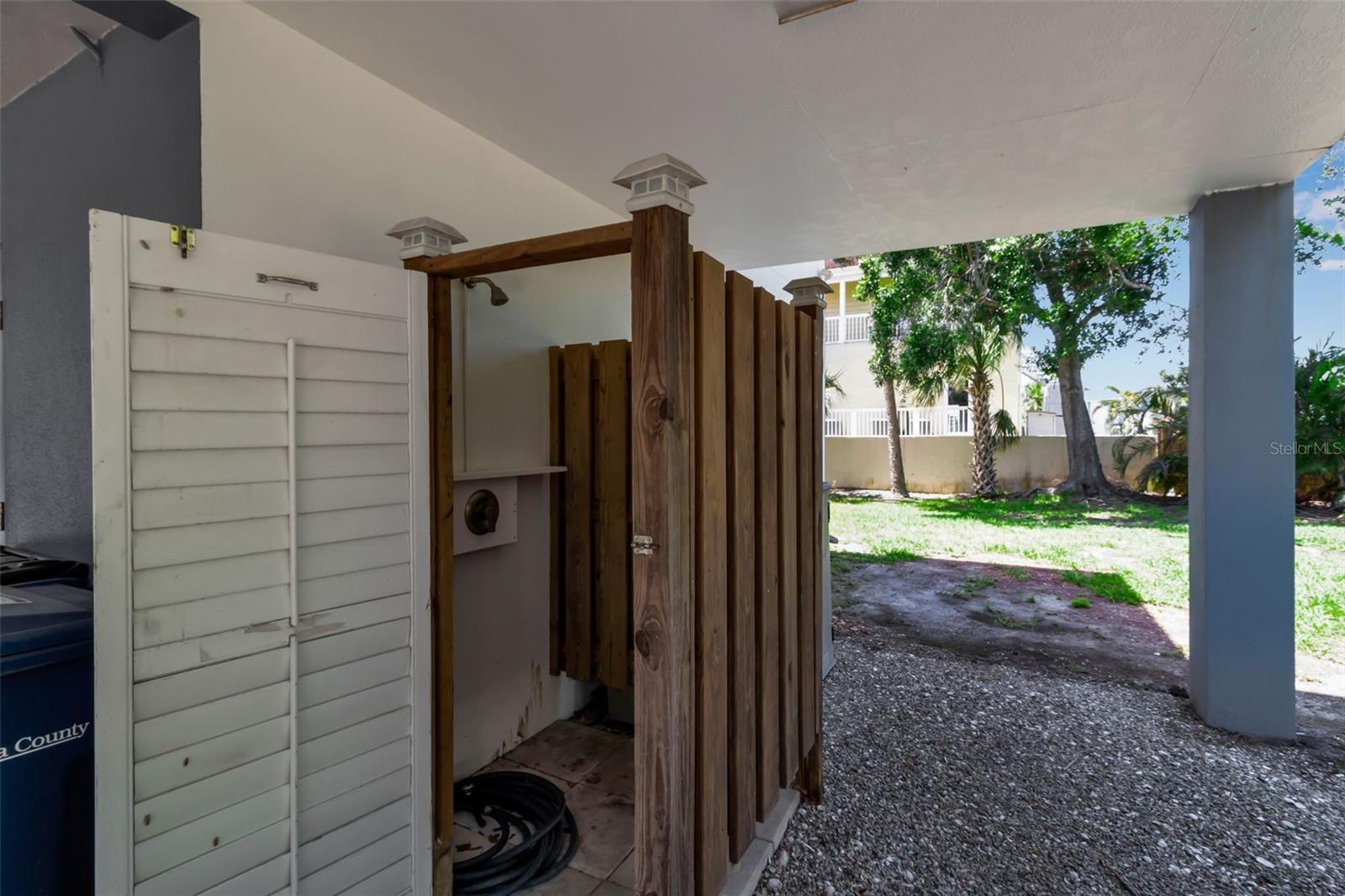 105 SHORE RD, NOKOMIS, FL, 34275