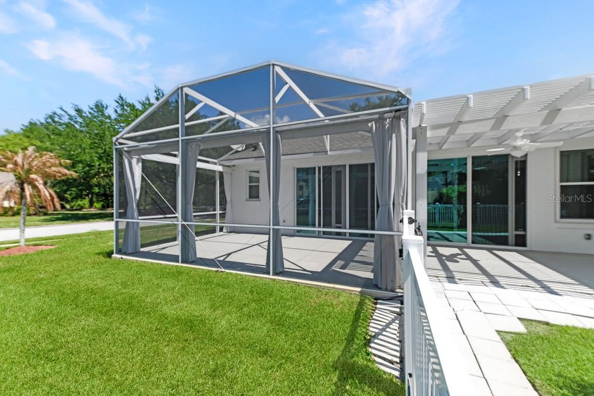 1901 PARK FOREST BLVD, MOUNT DORA, FL, 32757