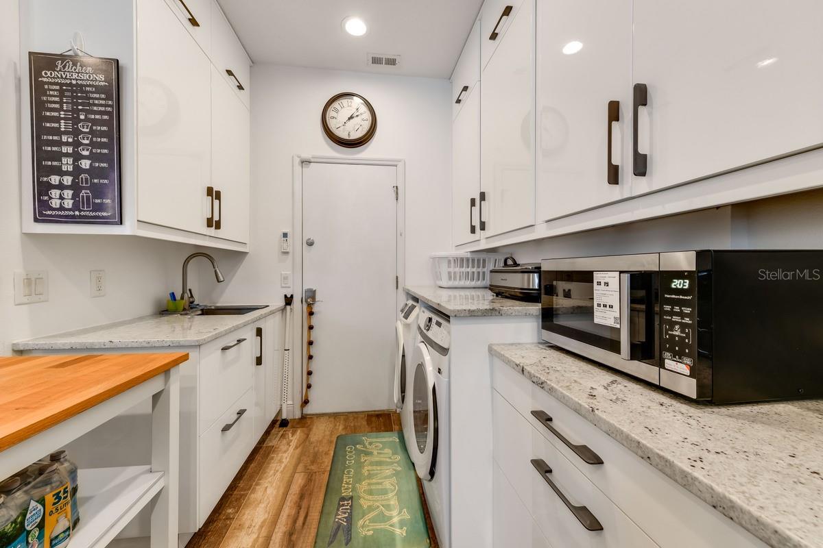 1901 PARK FOREST BLVD, MOUNT DORA, FL, 32757