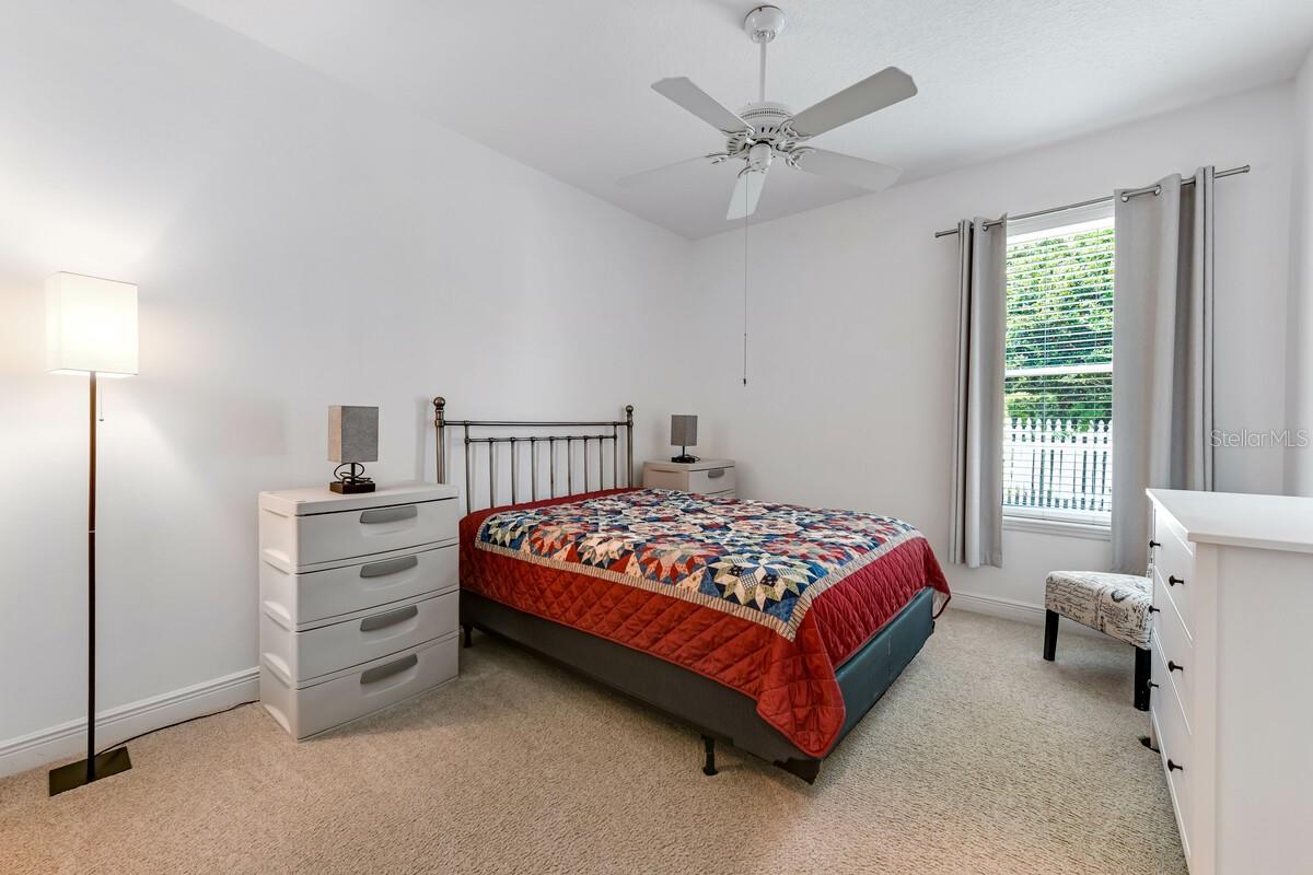 1901 PARK FOREST BLVD, MOUNT DORA, FL, 32757